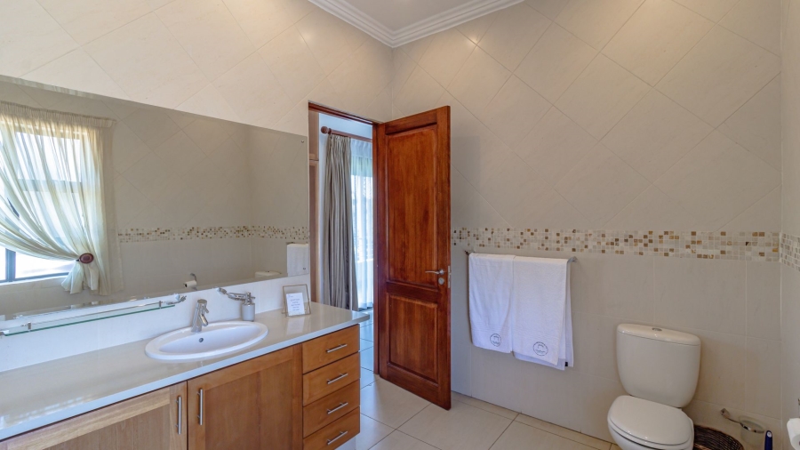 7 Bedroom Property for Sale in Oranjeville Free State